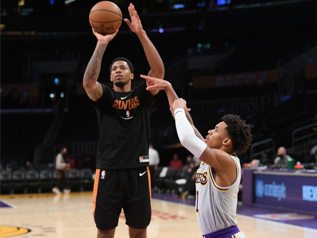 里夫斯火力全开!单场9记三分狂揽31分,末节独得20分大爆发 里夫斯的成功并非偶然。作为一名职业球员,